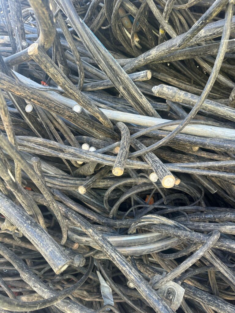 Alluminum Insulated Wire/Twang
